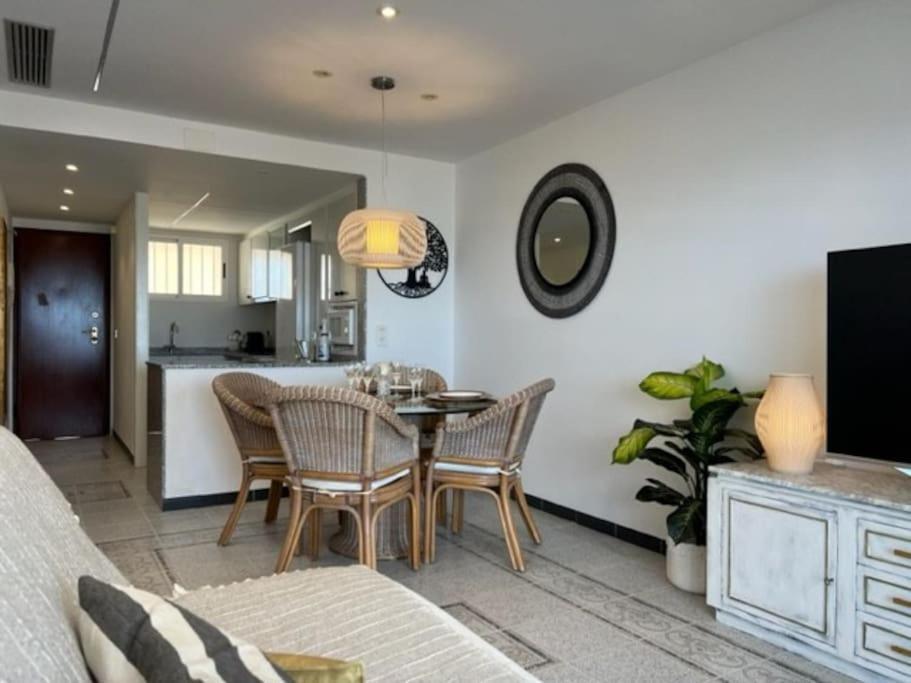Apartamento 1ª Linea De Playa - Con Piscina Y Parking Playa de Gandia Eksteriør bilde